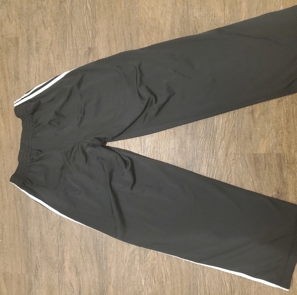 Outgrew - Picture 2 of 2